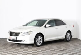 Camry, VII (XV50)