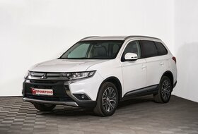 Outlander, III Рестайлинг 2