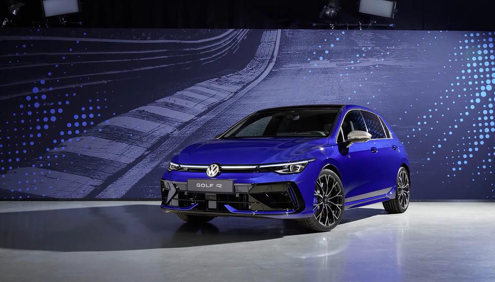 Компания Volkswagen представила обновленный Golf R 2025 года Компания Volkswagen представила обновленный Golf R 2025 года