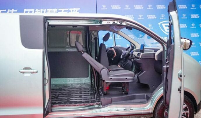 Jenhoo EV48 — электрический фургон со смелым дизайном представленный в Китае 