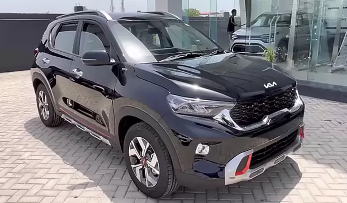 Kia Sonet Aurochs Edition прибывает в дилерские центры