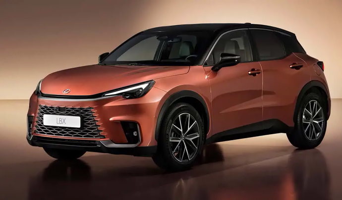 Официально представлен Lexus LBX 