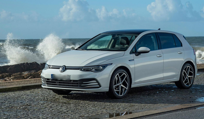 Представлен обновленный Volkswagen Golf 2024 года 
