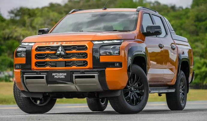 Представлен новый пикап Mitsubishi Triton