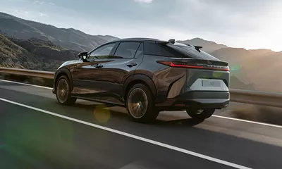 LEXUS ВЫПУСТИТ НОВЫЙ КРОССОВЕР С НИЗКИМ РАСХОДОМ И ОТЛИЧНОЙ ДИНАМИКОЙ