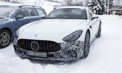 Вариант нового Mercedes-Benz AMG GT 2025 года в разработке