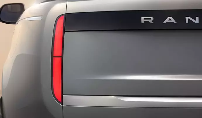Первый электрический Range Rover появится в 2024 году