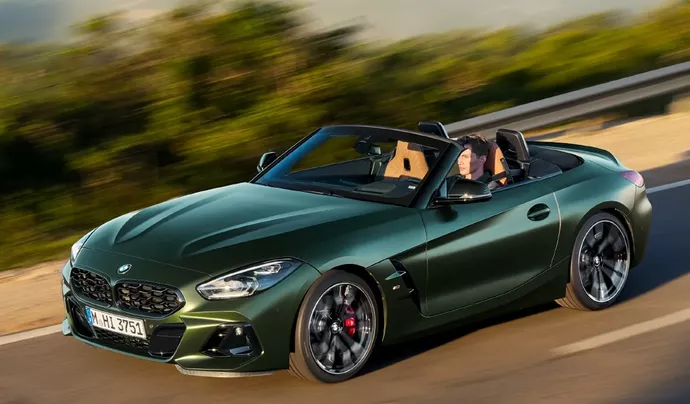 BMW Z4 M40i поставляется с механической коробкой передач