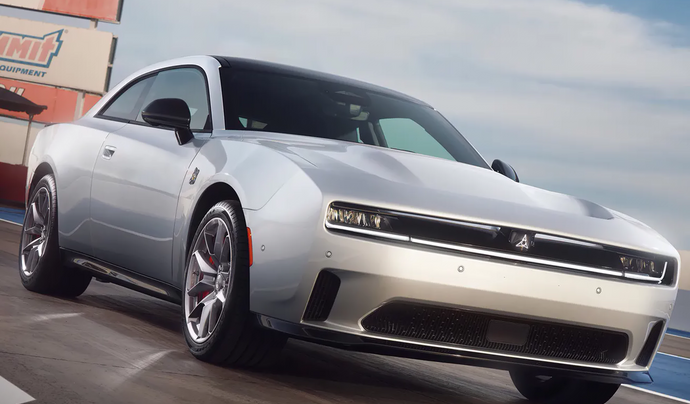 Представлен Dodge Charger Daytona электрический масл-кар