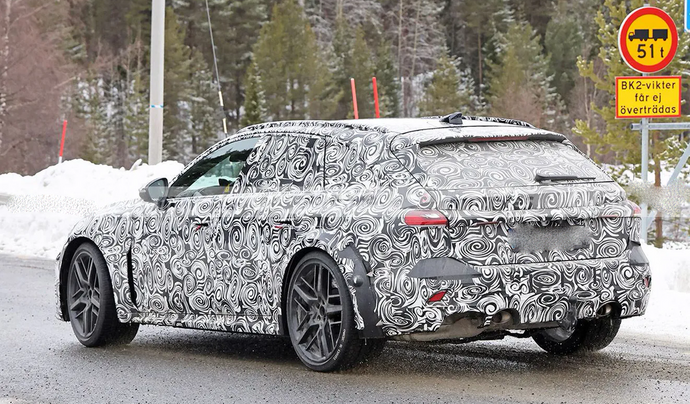 Новый Audi RS 5 Avant 2025 года был замечен на зимних тестах