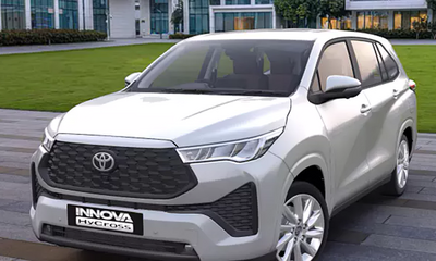 Выпущен новый вариант Toyota Innova HyCross GX (O)