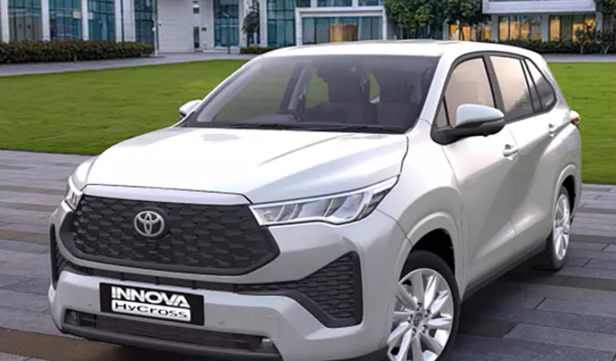 Выпущен новый вариант Toyota Innova HyCross GX (O)