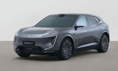 Аватр 07 от Changan Huawei и CATL представлен в Китае