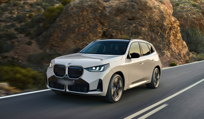 BMW представила новое поколение компактного кроссовера X3