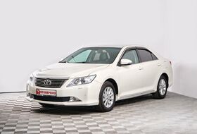 Camry, VII (XV50)