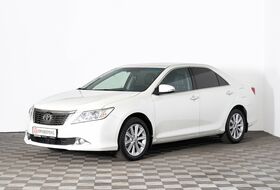 Camry, VII (XV50)