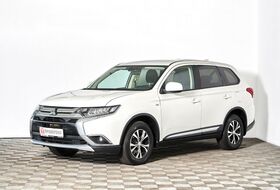 Outlander, III Рестайлинг 2