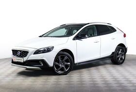 V40 Cross Country, I