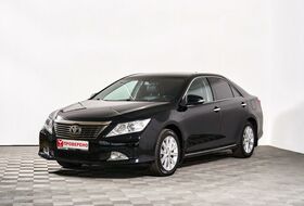 Camry, VII (XV50)