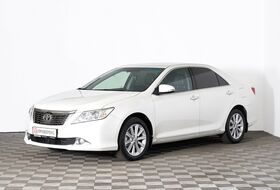 Camry, VII (XV50)